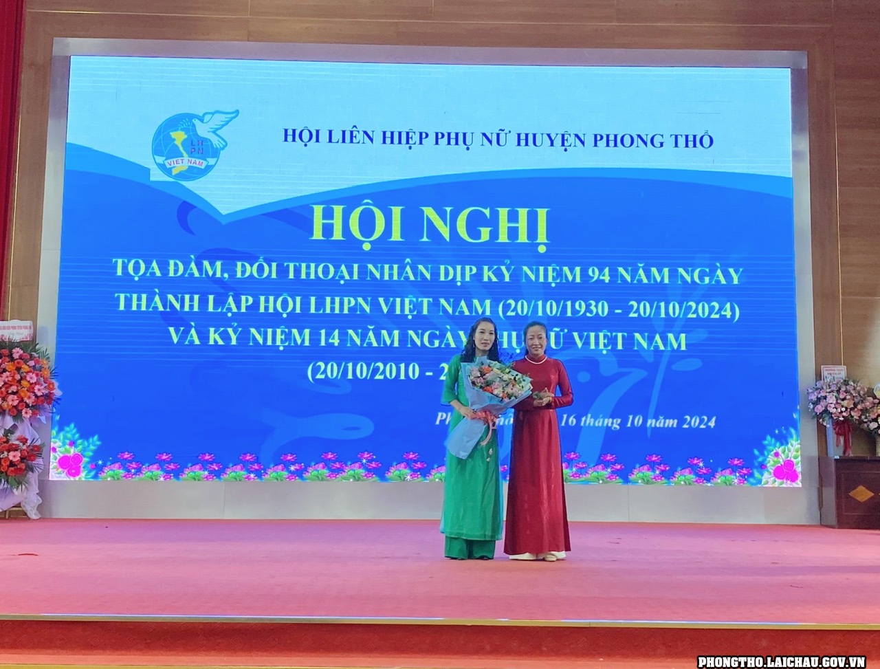 ng ch mai th hng sim uvbtv huyn y ph ch tch ubnd huyn tng hoa chc mng hi vin ph n